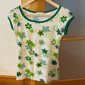 70’s/y2k green yellow and beige tee